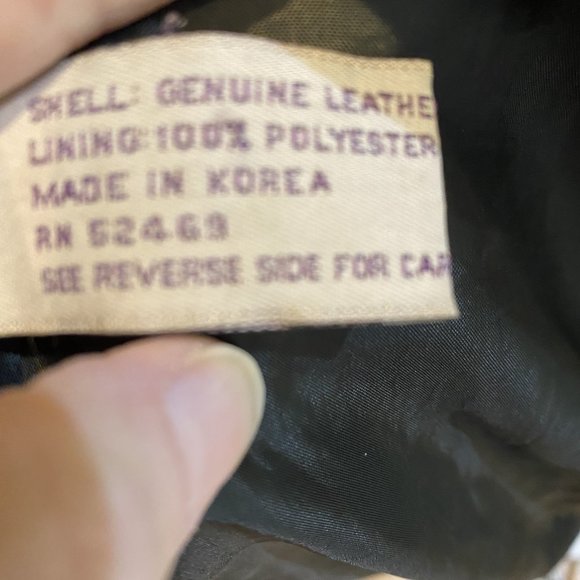 VINTAGE INTERNATIONAL LEATHER COLLECTION -- Leather Trenchcoat, Double-Breasted - Picture 16 of 16